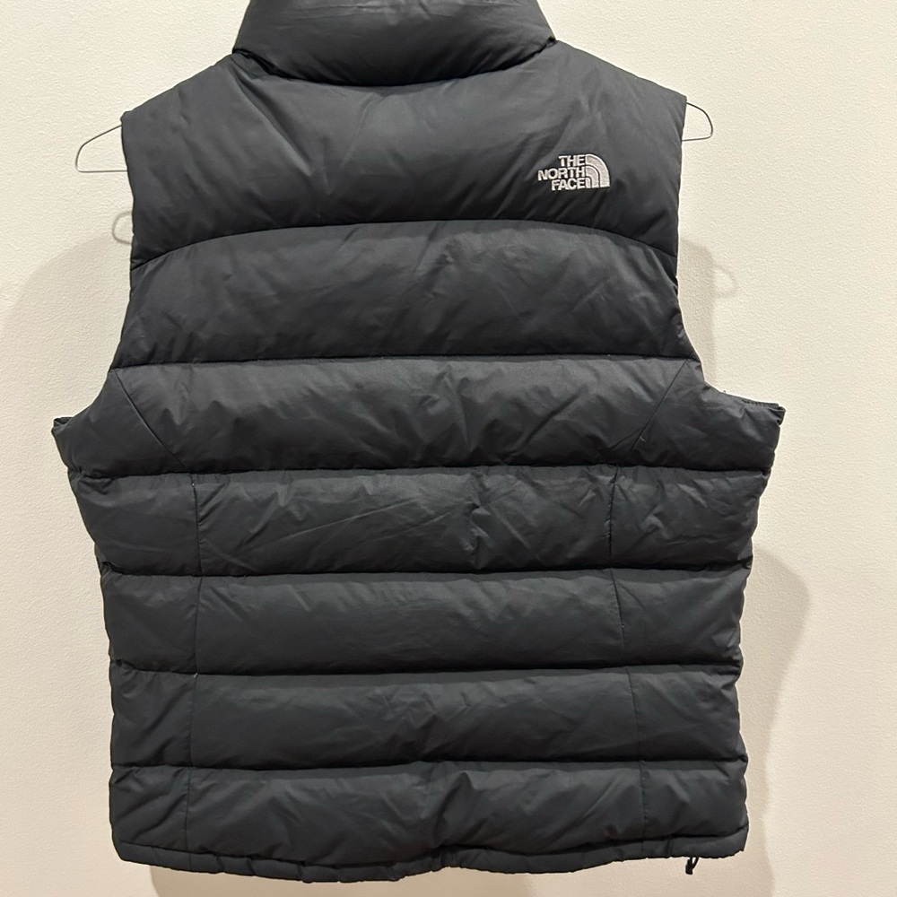 The North Face Black Puffy Vest - Picture 2 of 5